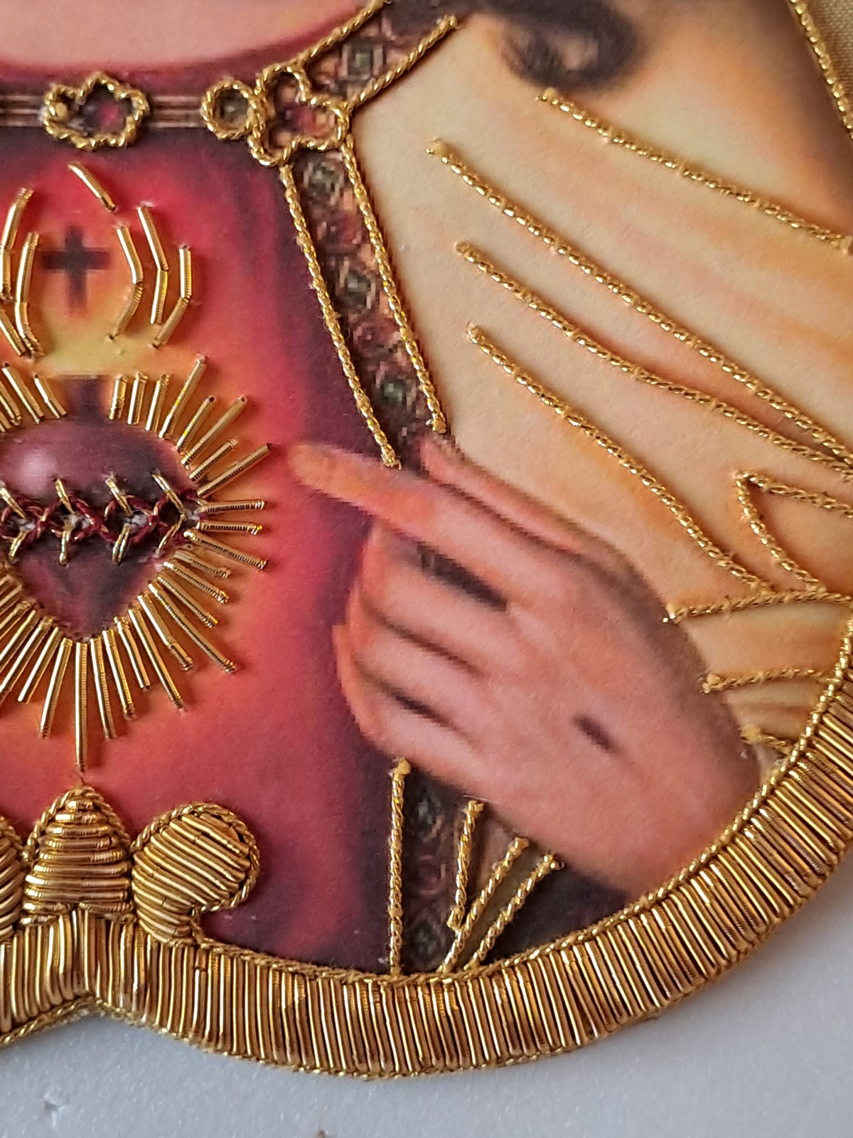 Icona Sacro Cuore di Gesù Ricamata a Mano in Filo Oro 21x21 cm