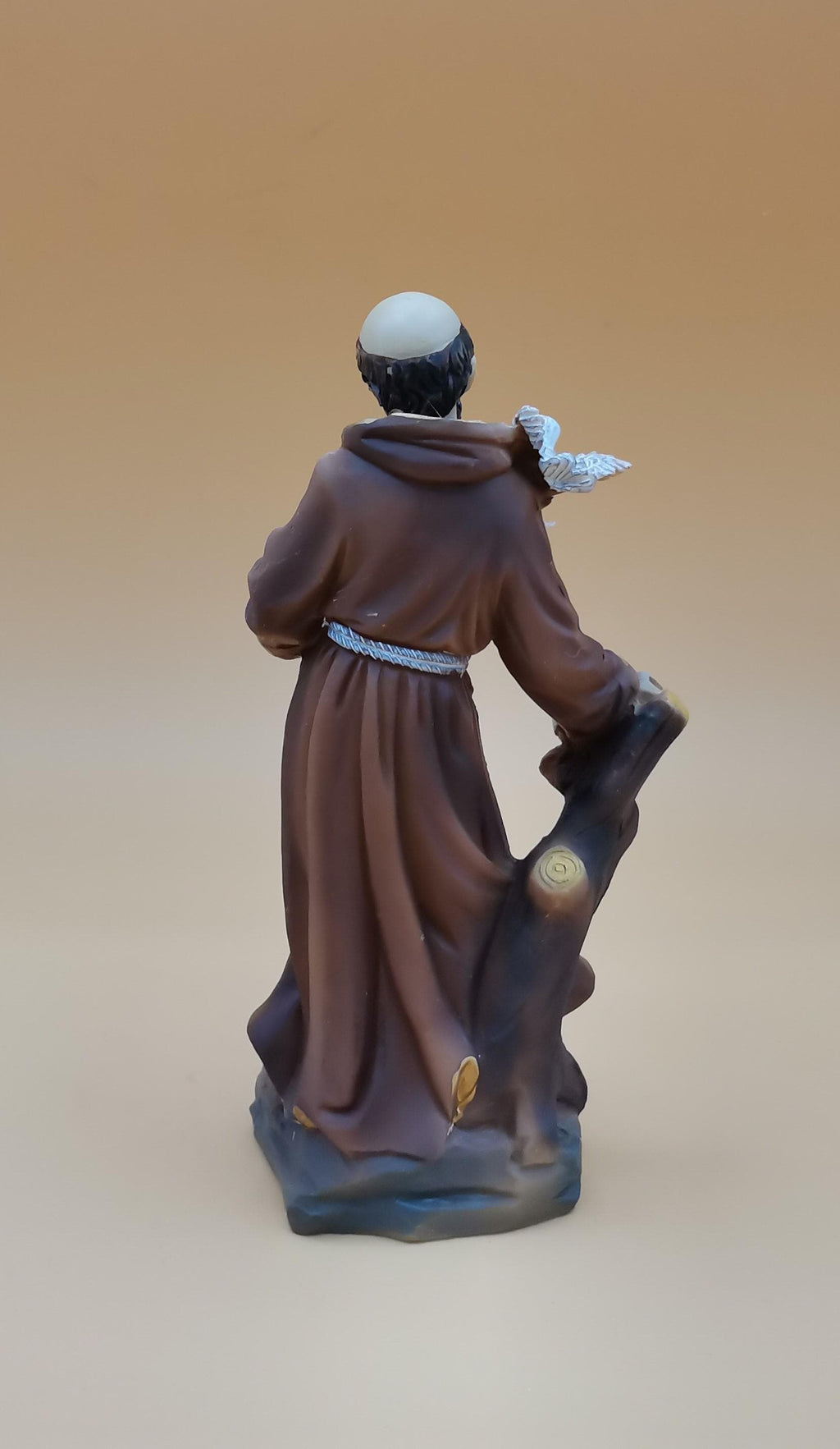 Statue Heiliger Franziskus mit Tauben aus handbemaltem Kunstharz – 14 cm