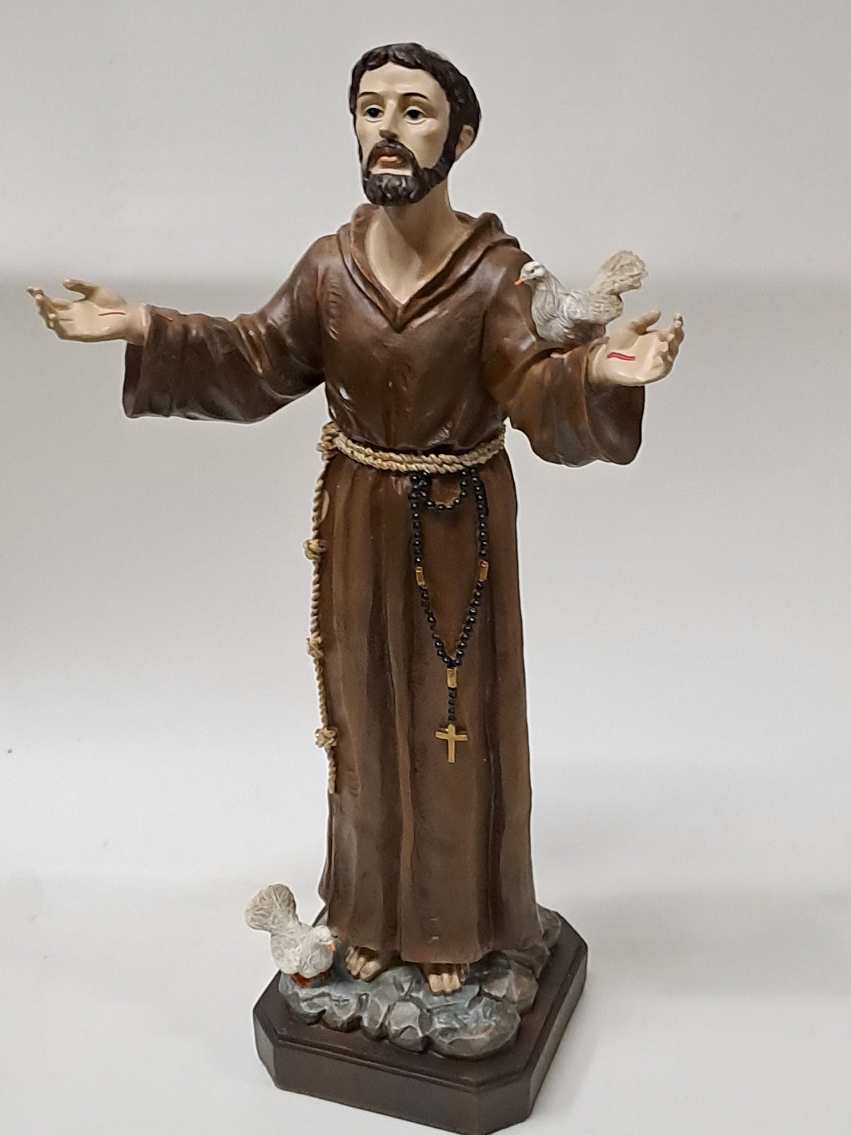 Statue de Saint François avec colombes en résine peinte à la main – 30 cm