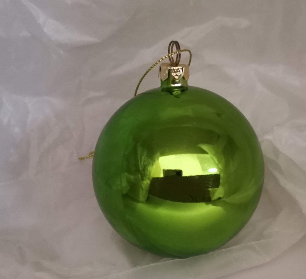 Pallina di Natale Verde con Medaglia di San Benedetto