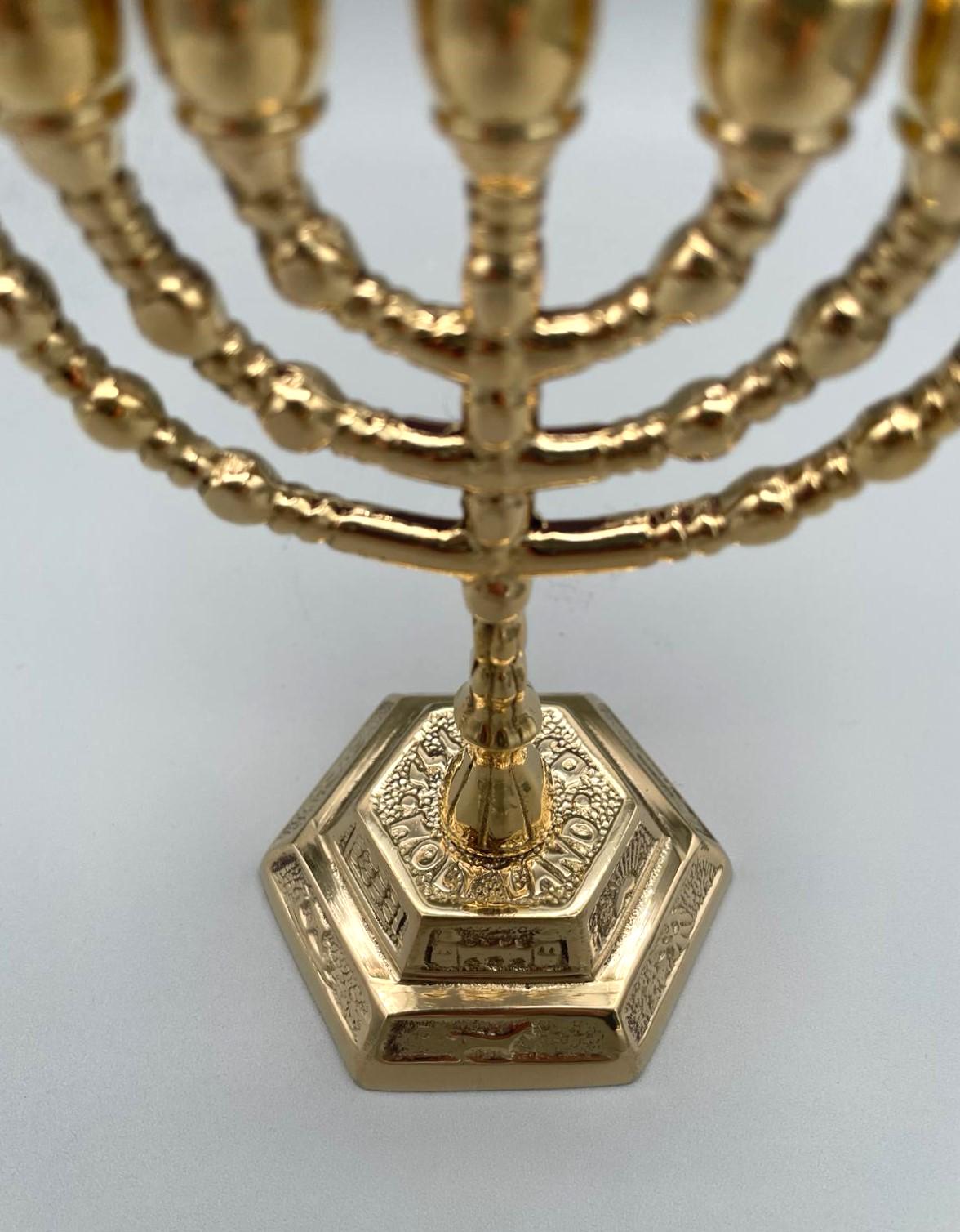 Menorah Vintage a Sette Bracci in Ottone Dorato – h 13 cm