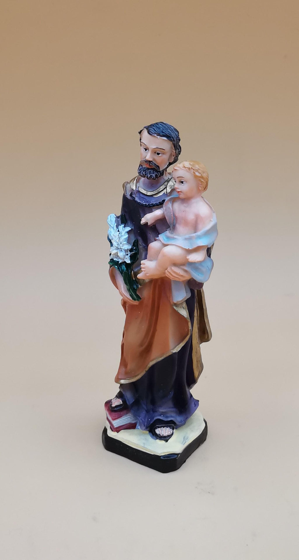 Statuette de Saint Joseph en résine peinte à la main – 11 cm