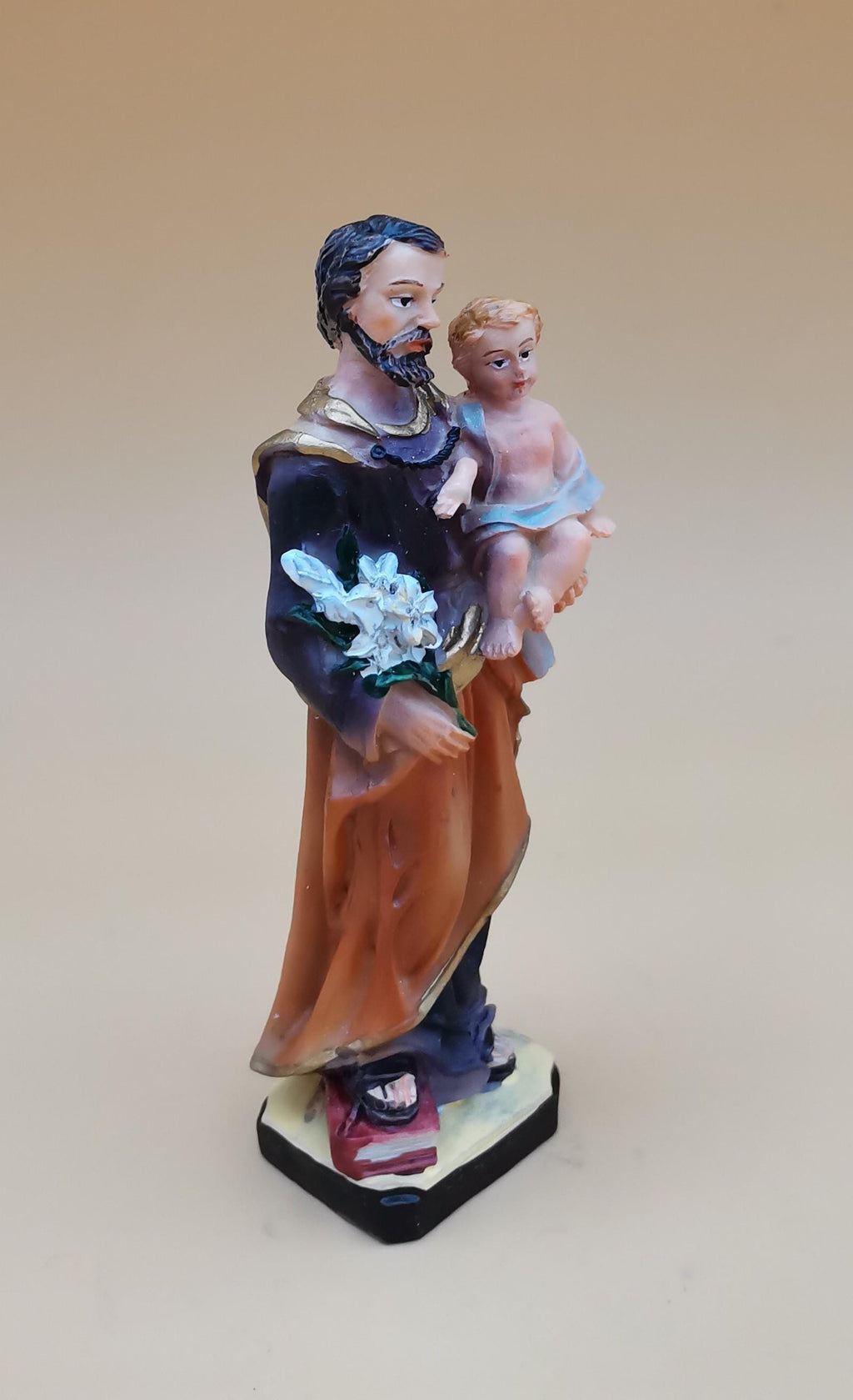 Statuette de Saint Joseph en résine peinte à la main – 11 cm