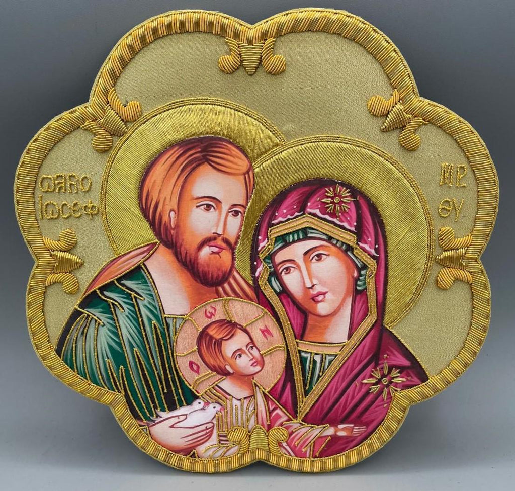 Icona Sacra Famiglia ricamata a mano con filo oro – 22 x 22 cm