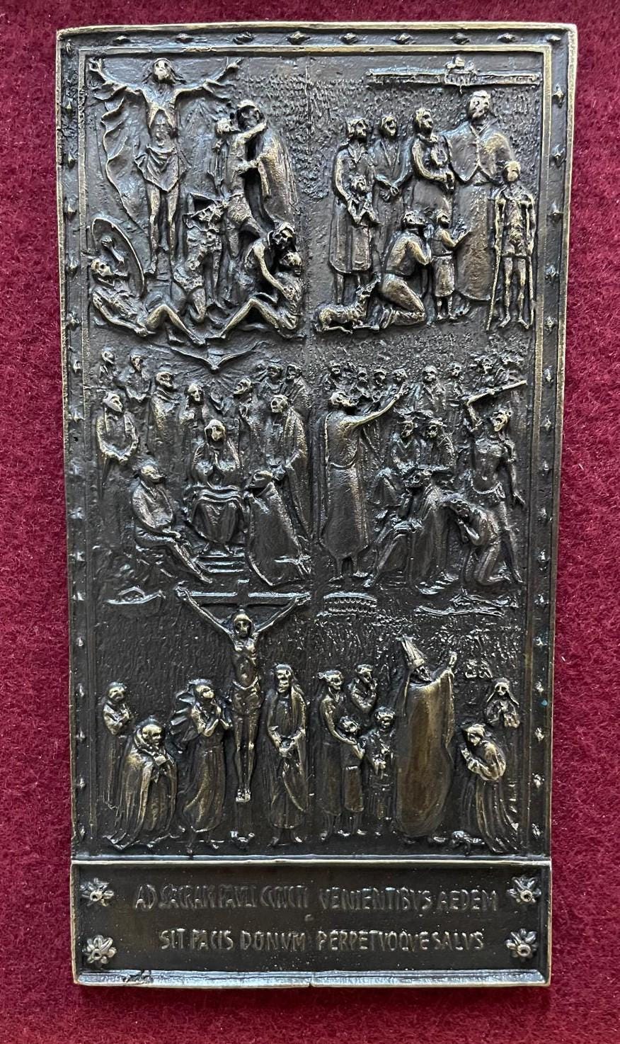 Relief-Plakette Heilige Pforte Basilika Sankt Paul (0667 C)
