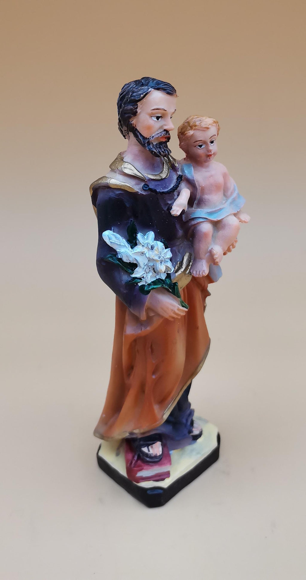 Statuette de Saint Joseph en résine peinte à la main – 11 cm